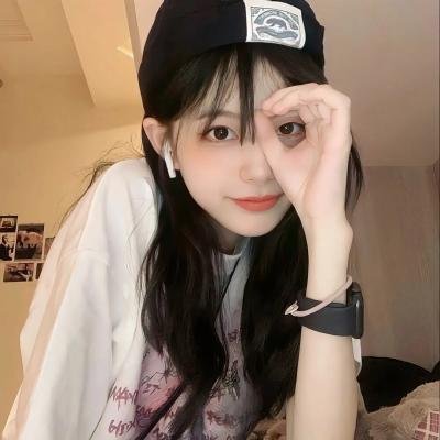 驼路神卦女
